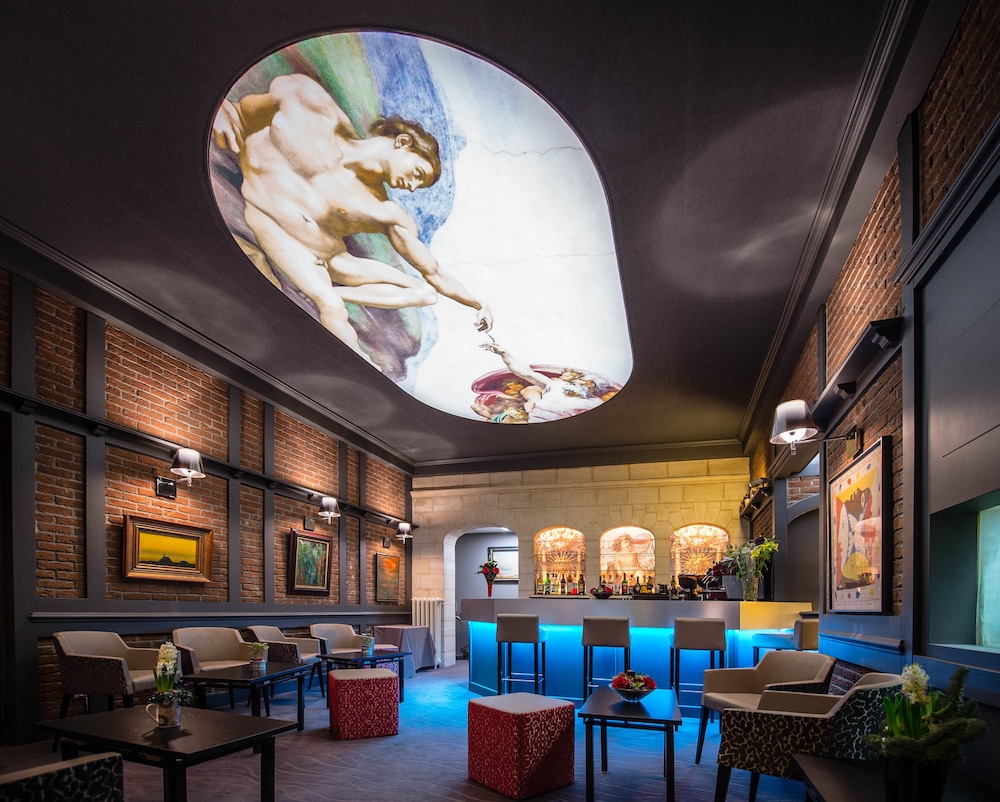 La Terrasse - carbon neutral hotel in Douai