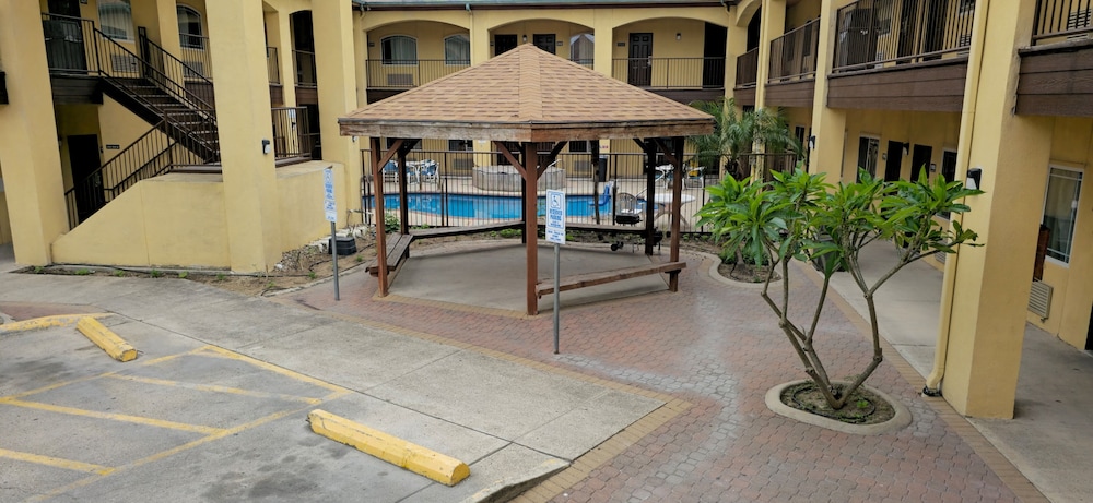 Texas Inn and Suites RGV - photo 79