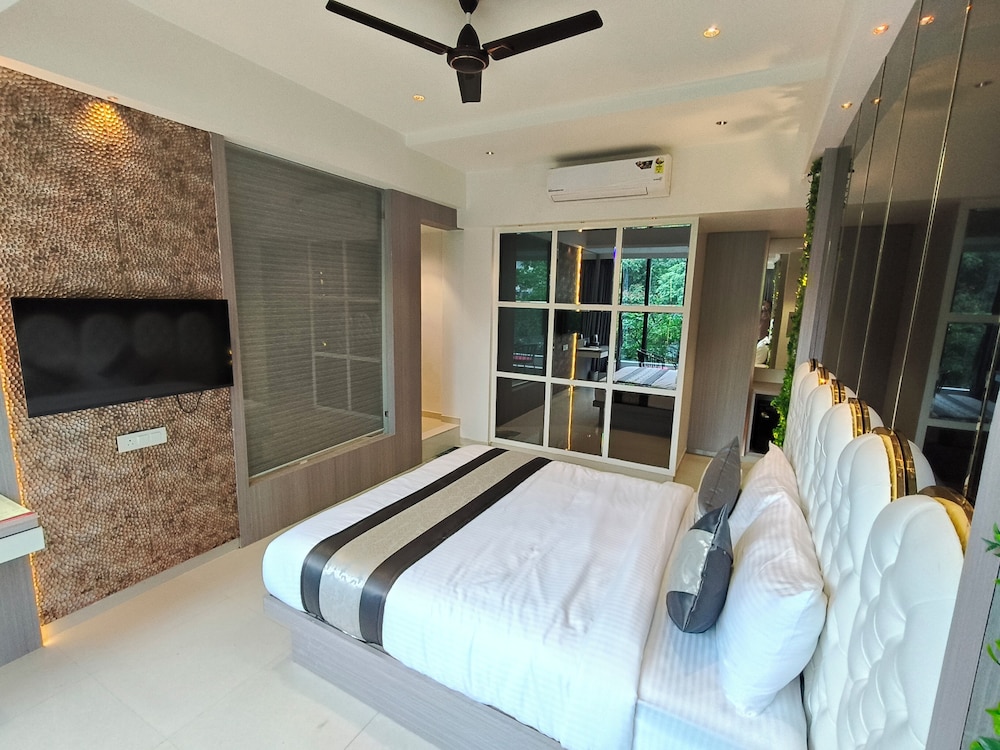 Melody Boutique Hotel Thane in Thane, India