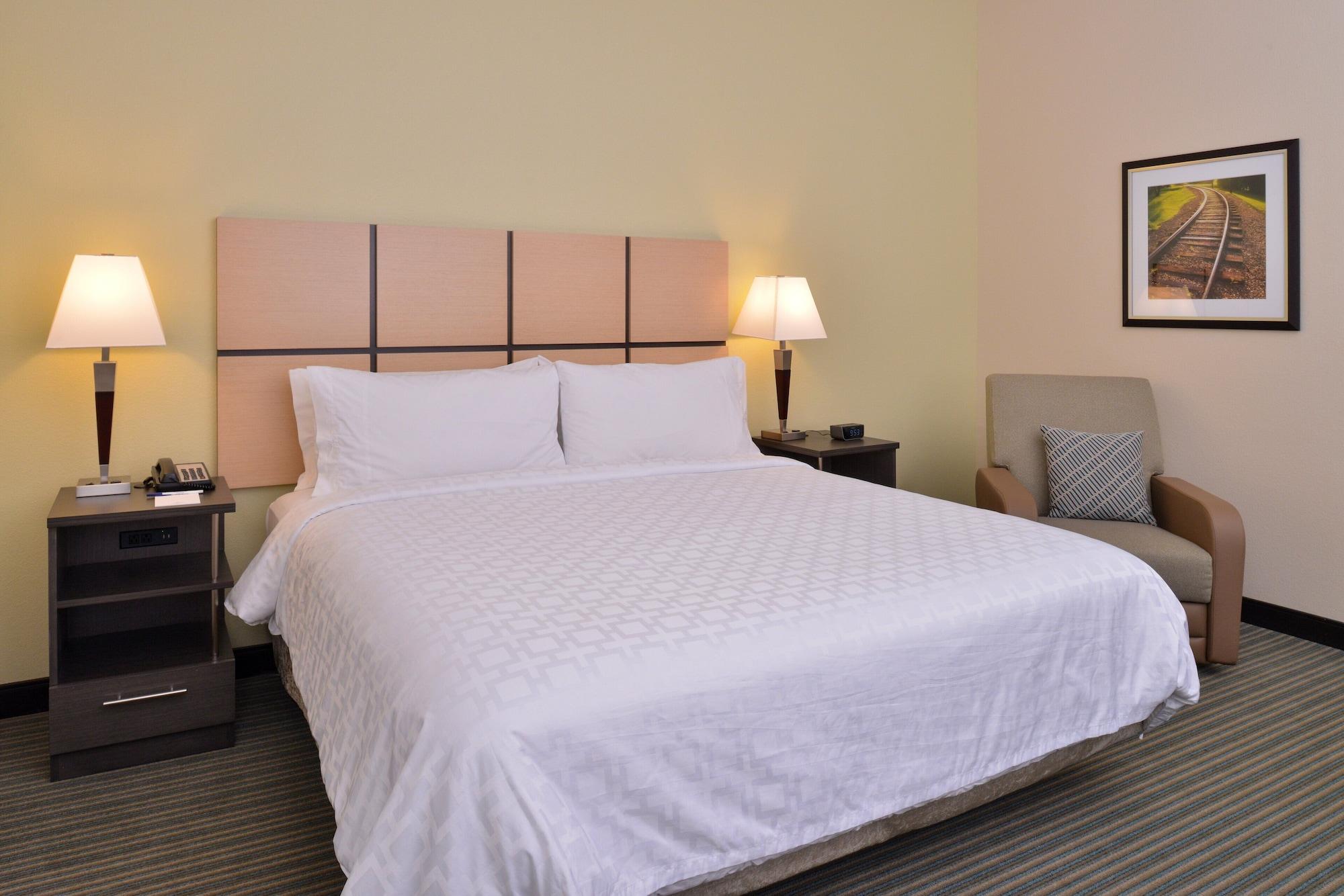 Candlewood Suites Austin Airport by IHG - photo 11