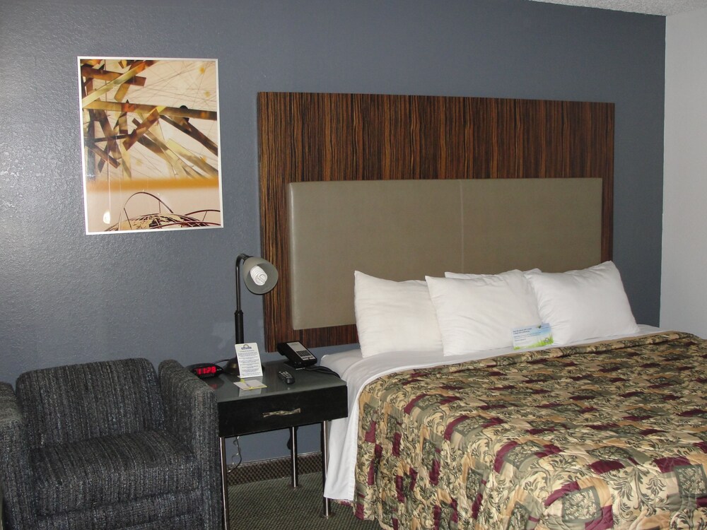 Days Inn Benton - photo 13