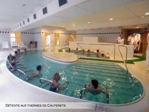 Betong Hello Hotel — hotel in Betong