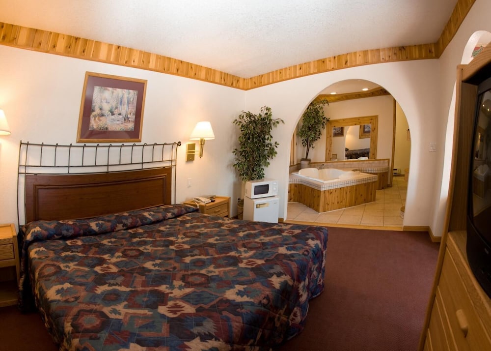 North Country Inn & Suites - photo 8