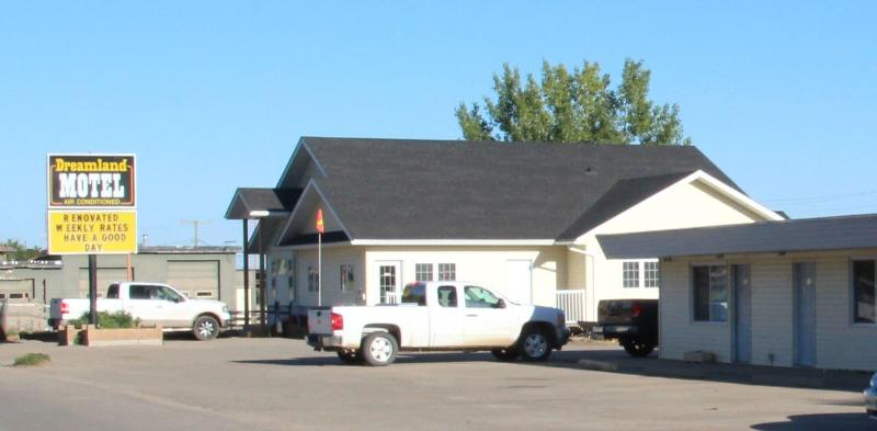 The Dreamland Motel — hotel in Moose Jaw