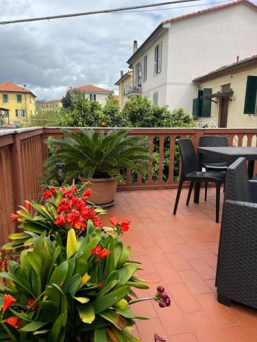 La Casa di Ele parcheggio privato gratuito — 4-Star Luxury Hotel in La Spezia, Italy