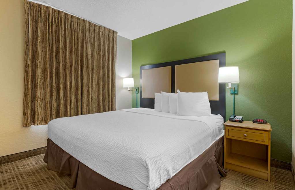 Extended Stay America Select Suites Orlando Southpark - photo 35
