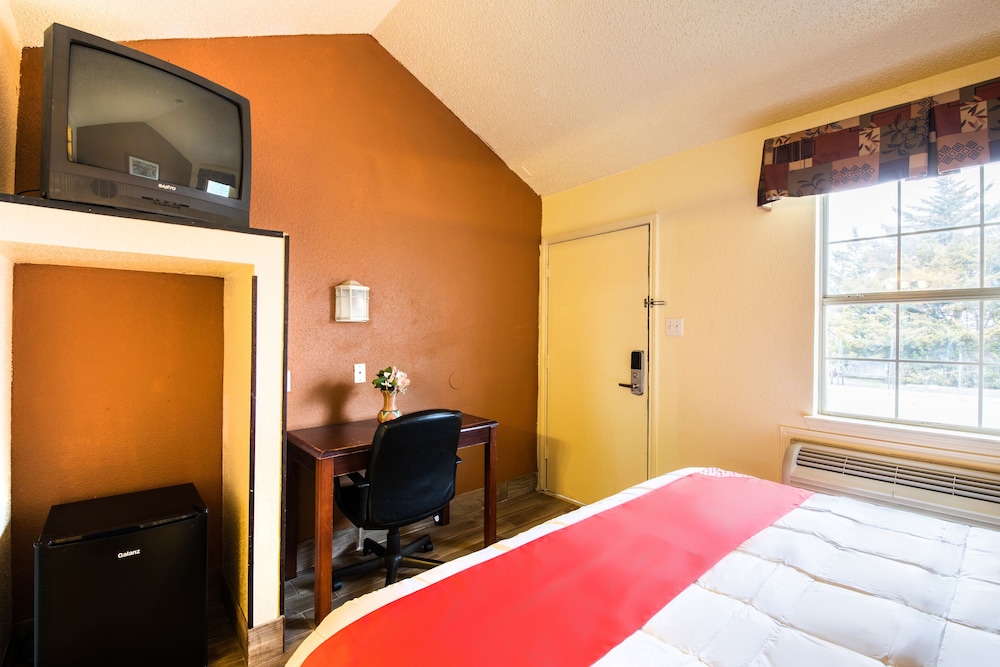 OYO Hotel Decatur TX Hwy 287 Northwest - photo 16