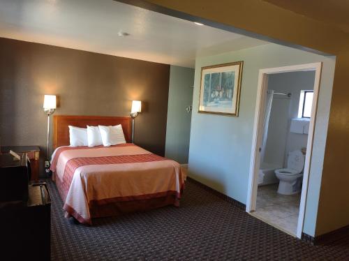 Economy Inn Richmond - photo 41