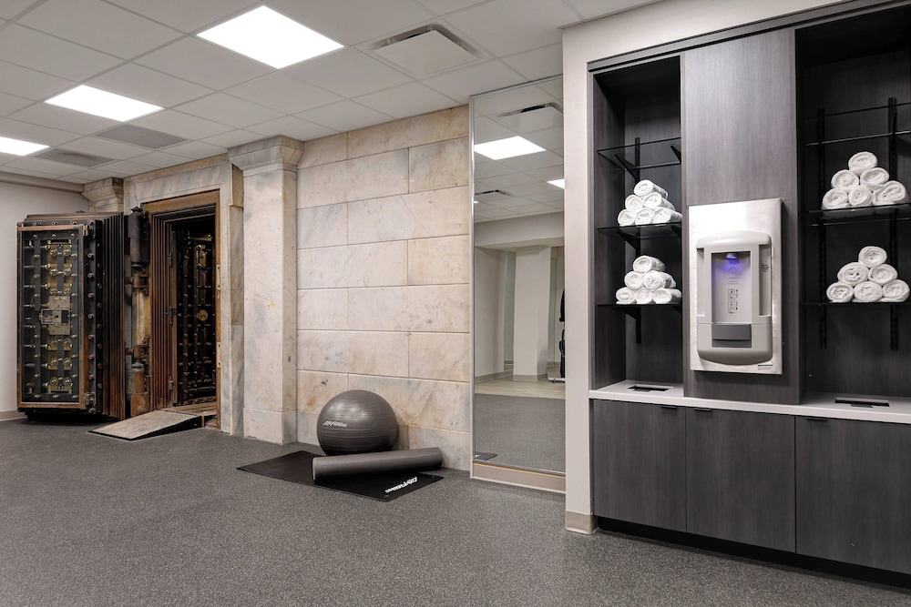 Courtyard by Marriott Cincinnati Downtown - photo 22