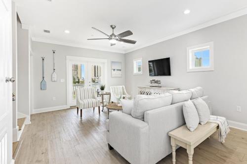 Summer Salt Escape - last minute hotel in Orange Beach