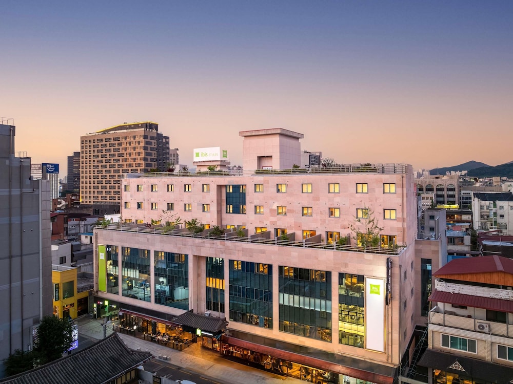 ibis Styles Ambassador Jeonju City Centre in Jeonju, South Korea