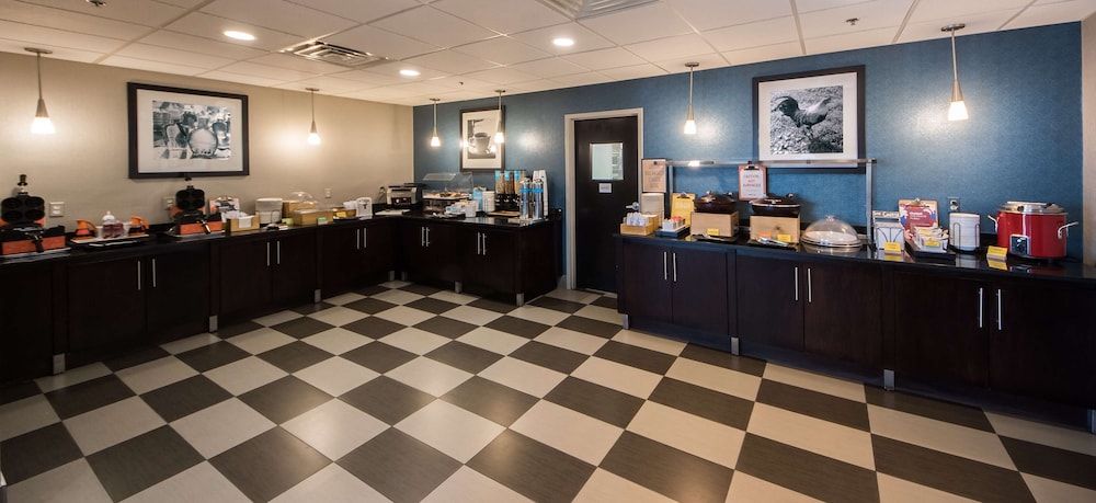 Hampton Inn Lakeland - photo 40