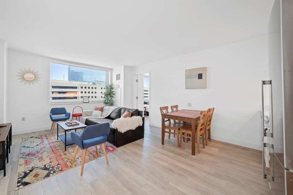 2br 3ba Condo Right Between Hard Rock and Ocean Casino - photo 11