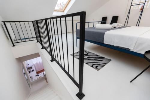 Cozy 1BR Apt In Heart of Old Tbilisi By Wehost