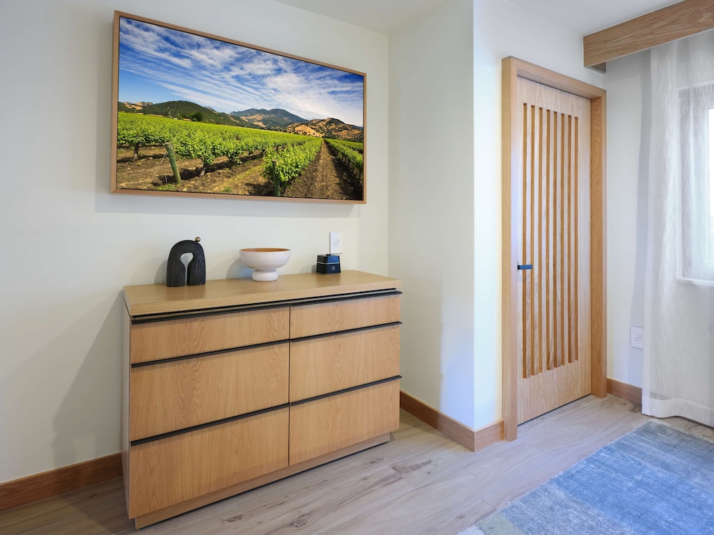 Embassy Suites by Hilton Napa Valley - photo 3