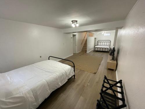 Mustang House — Sioux City — photo 3