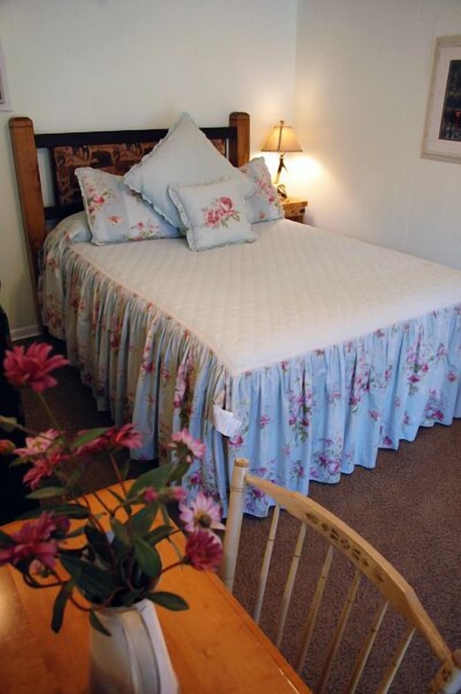 The Homestead Inn - photo 56