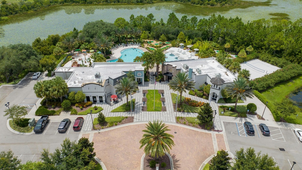 654 LD Tranquil Oasis 3BR Luxury Villa at Festival Resort - photo 27