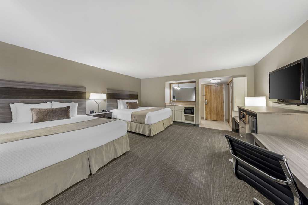 Best Western Plus Executive Inn - photo 13