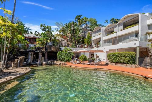 Macrossan Magic A Boutique Tropical Resort — Port Douglas