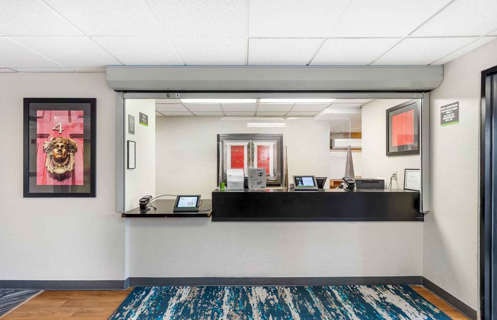 Extended Stay America Select Suites Chicago Naperville West - photo 4