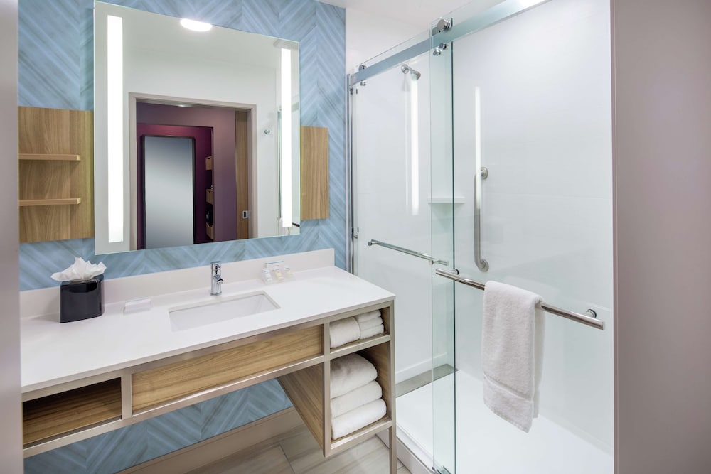 Hilton Garden Inn Surprise Phoenix - photo 18