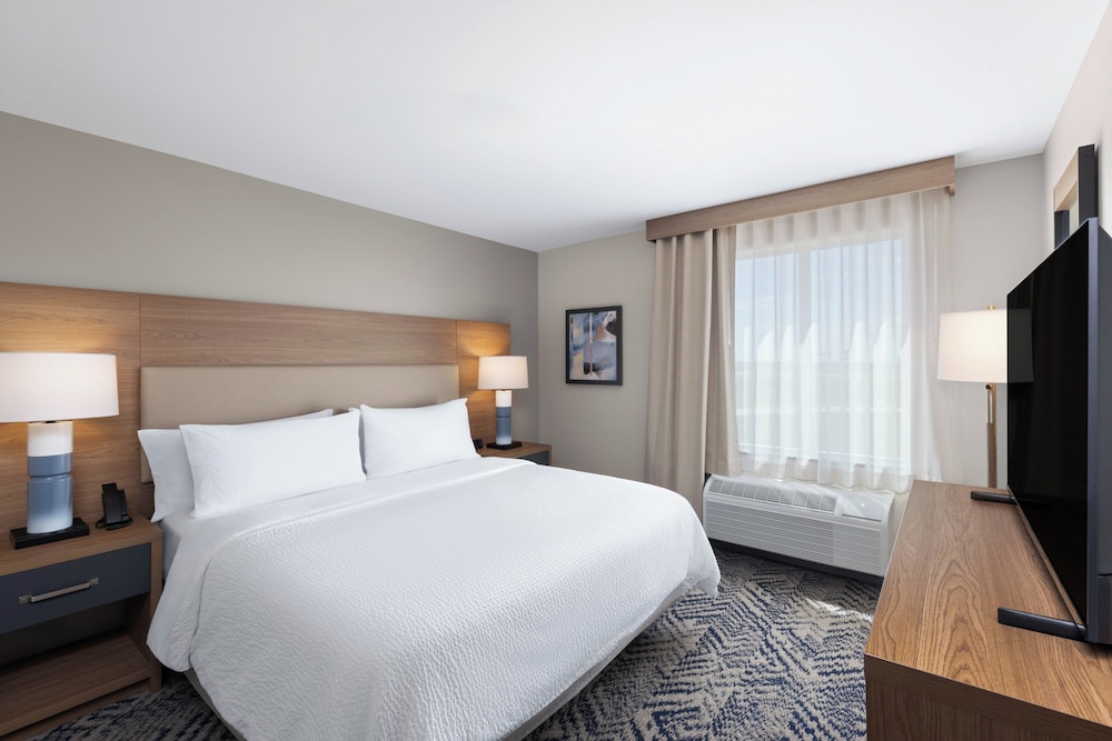Candlewood Suites Mcpherson by IHG - photo 11