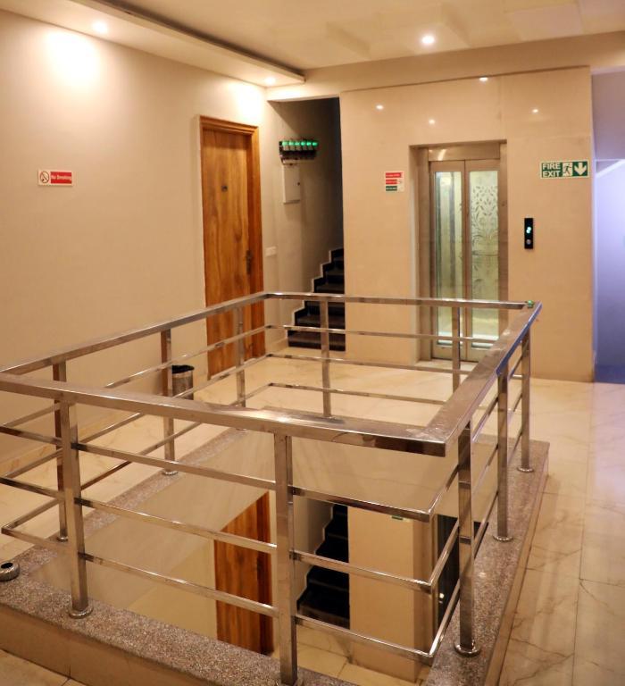 Niketan Medanta Service Apartment