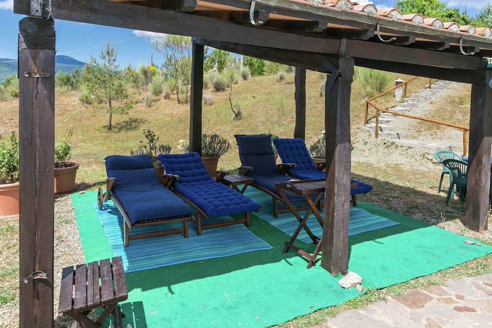 Villa in Maremma With Private Pool & Views — 4-Star Luxury Hotel in Santa Fiora, Italy