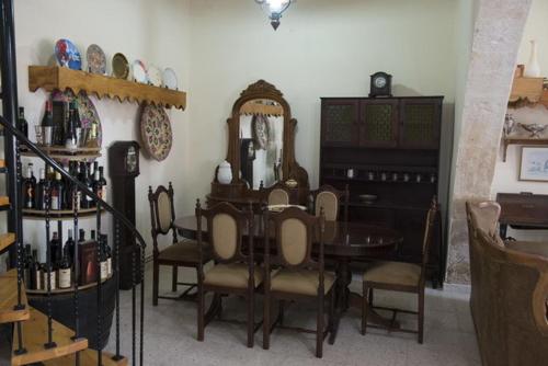 Marianna Mansion
