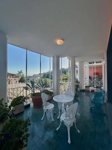 Appartamento Ariel — 4-Star Luxury Hotel in San Remo, Italy