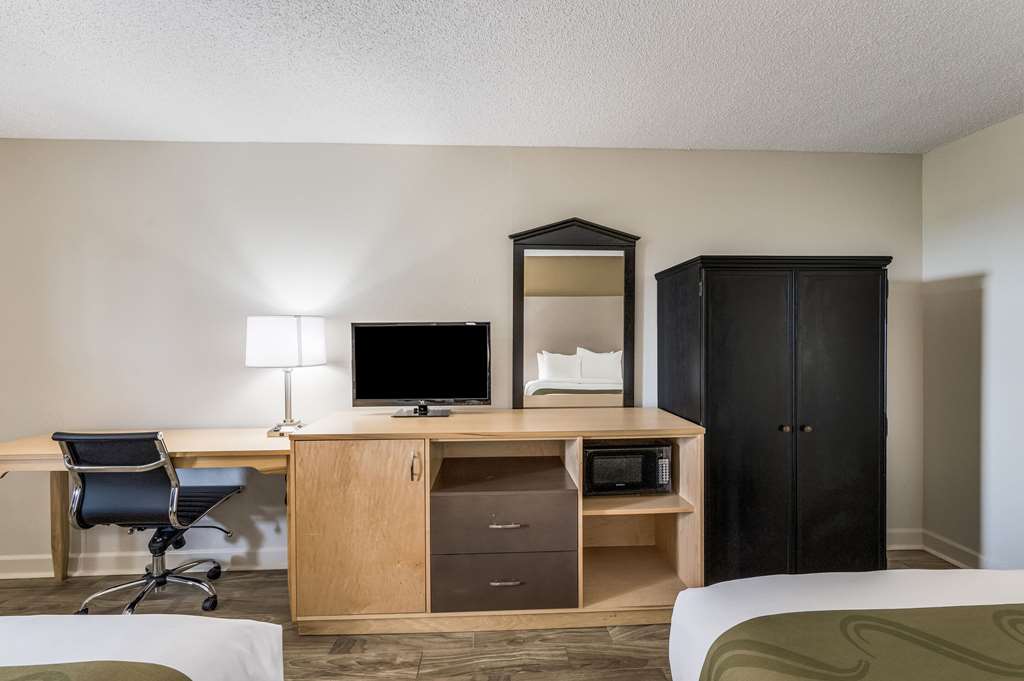 Quality Inn & Suites Hot Springs Lake Hamilton - photo 19
