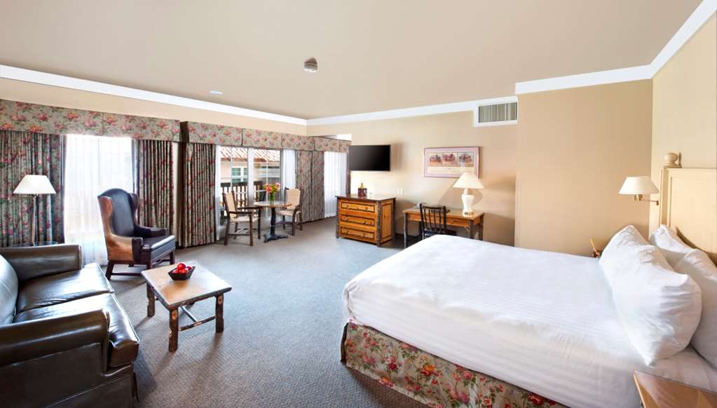 Harris Ranch Resort - photo 25