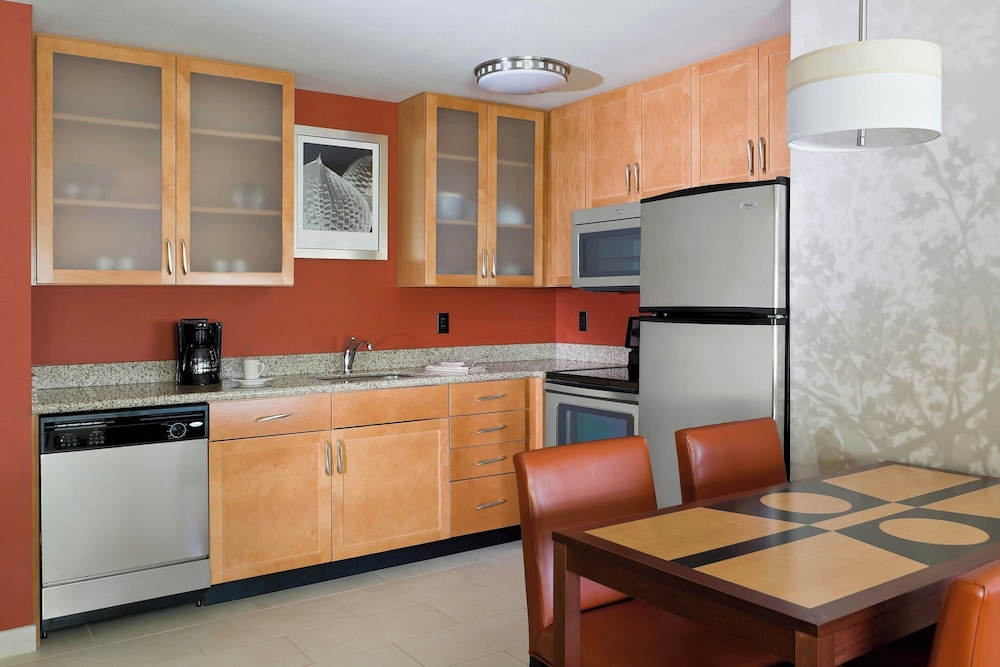 Residence Inn Bismarck North - photo 10