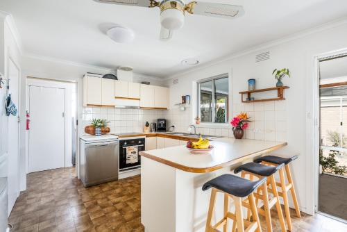 24 Surfers Ave — Ocean Grove