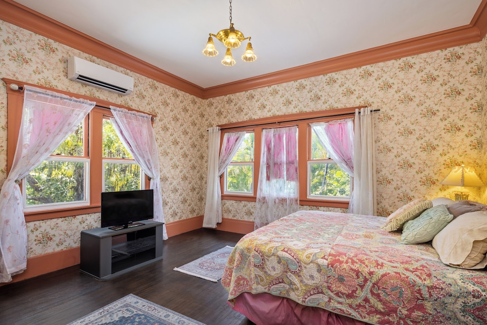 Manoa Valley Inn - photo 7