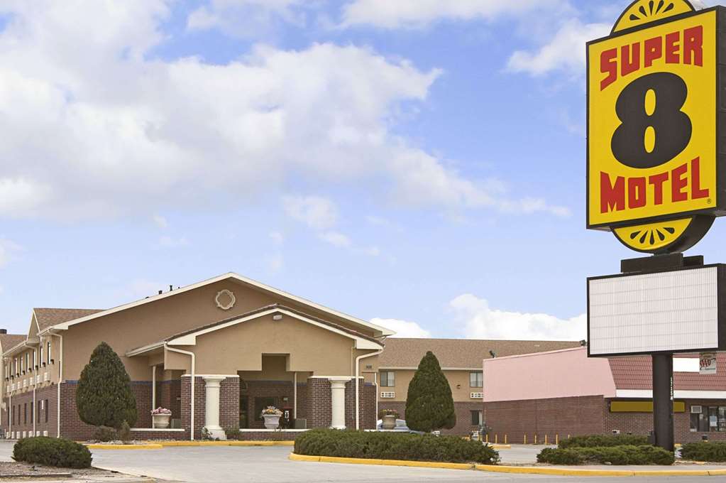 Super 8 by Wyndham Gallup - photo 2