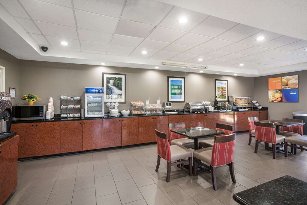 Comfort Suites Forsyth near I 75 - photo 36