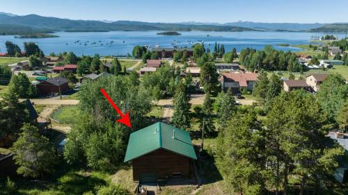 Pet Friendly 4 Bedrooms Plus Game Room Easy Walk To Lake Granby Beacon Landing Marina — Alliance