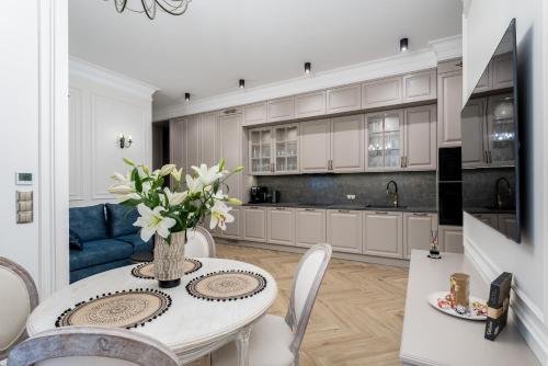 Apartament w sercu Krakowa — 4-Star Luxury Hotel in Krakow, Poland