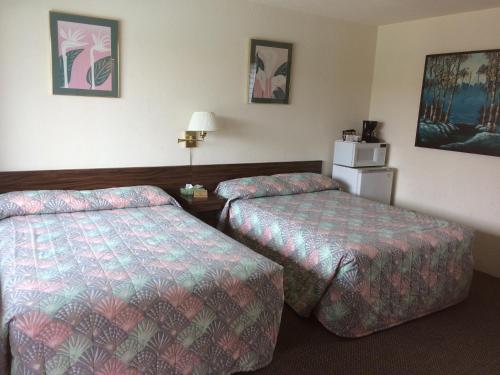 Crystal Sands Motel - photo 30