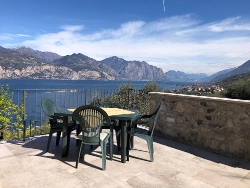 Casa Margherita — 4-Star Luxury Hotel in Brenzone, Italy