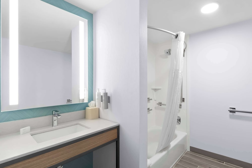 Hilton Garden Inn Lexington Georgetown - photo 29