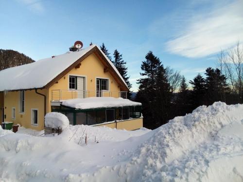Ferienhaus Anna Semmering in Semmering, Austria