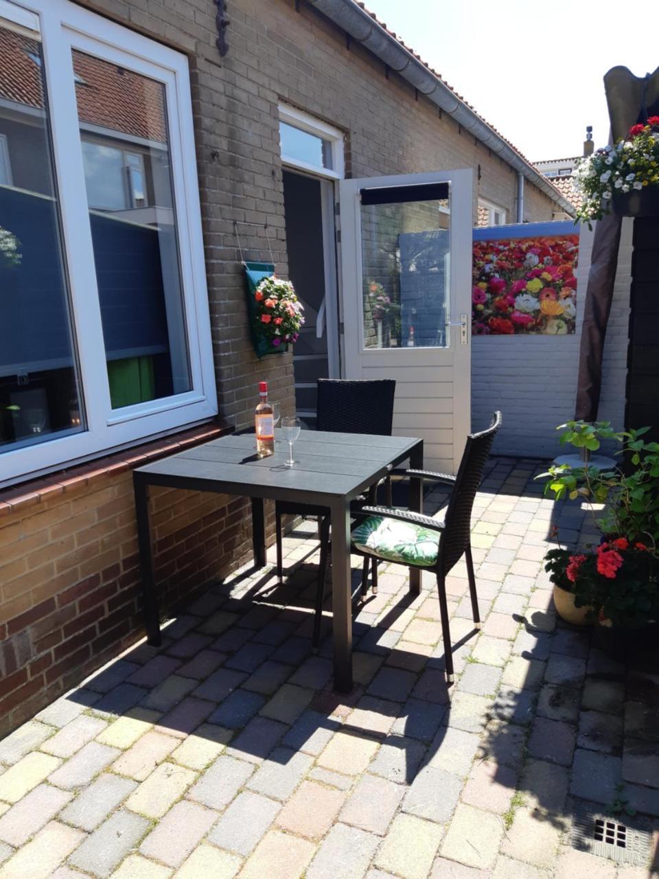 Zomerhuis Simoons in Egmond Aan Zee, Netherlands