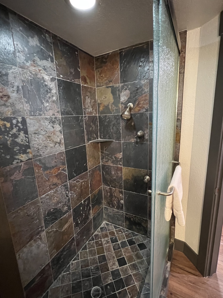 Heavenly Inn - photo 38