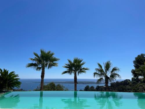 Le Clos Des Iles — Vallauris