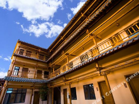 Yuerongge Hotel in Jinping, People's Republic of China