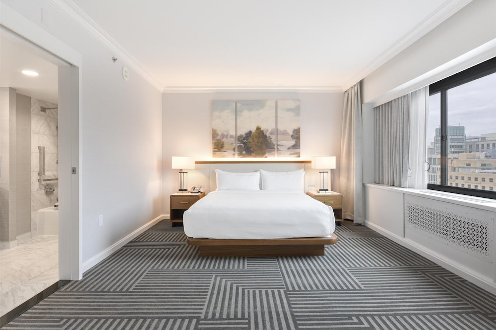 Capital Hilton - photo 19