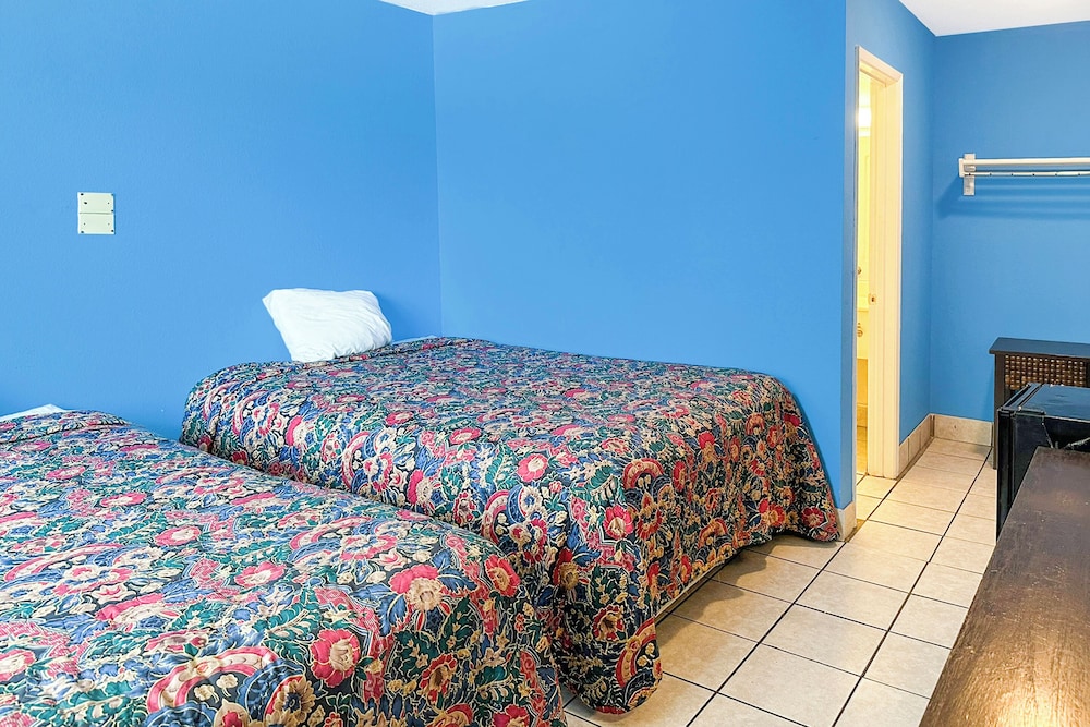 Luxury Inn by OYO Albany - photo 25